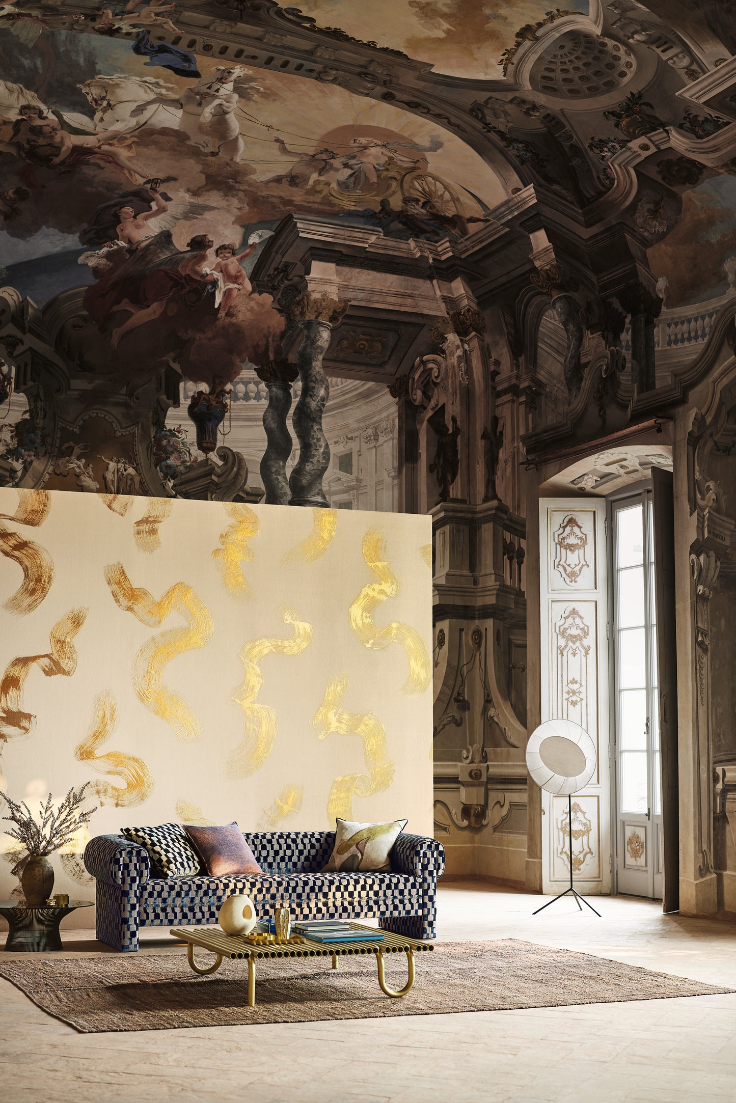 Black Edition Tsauri Mural Gold