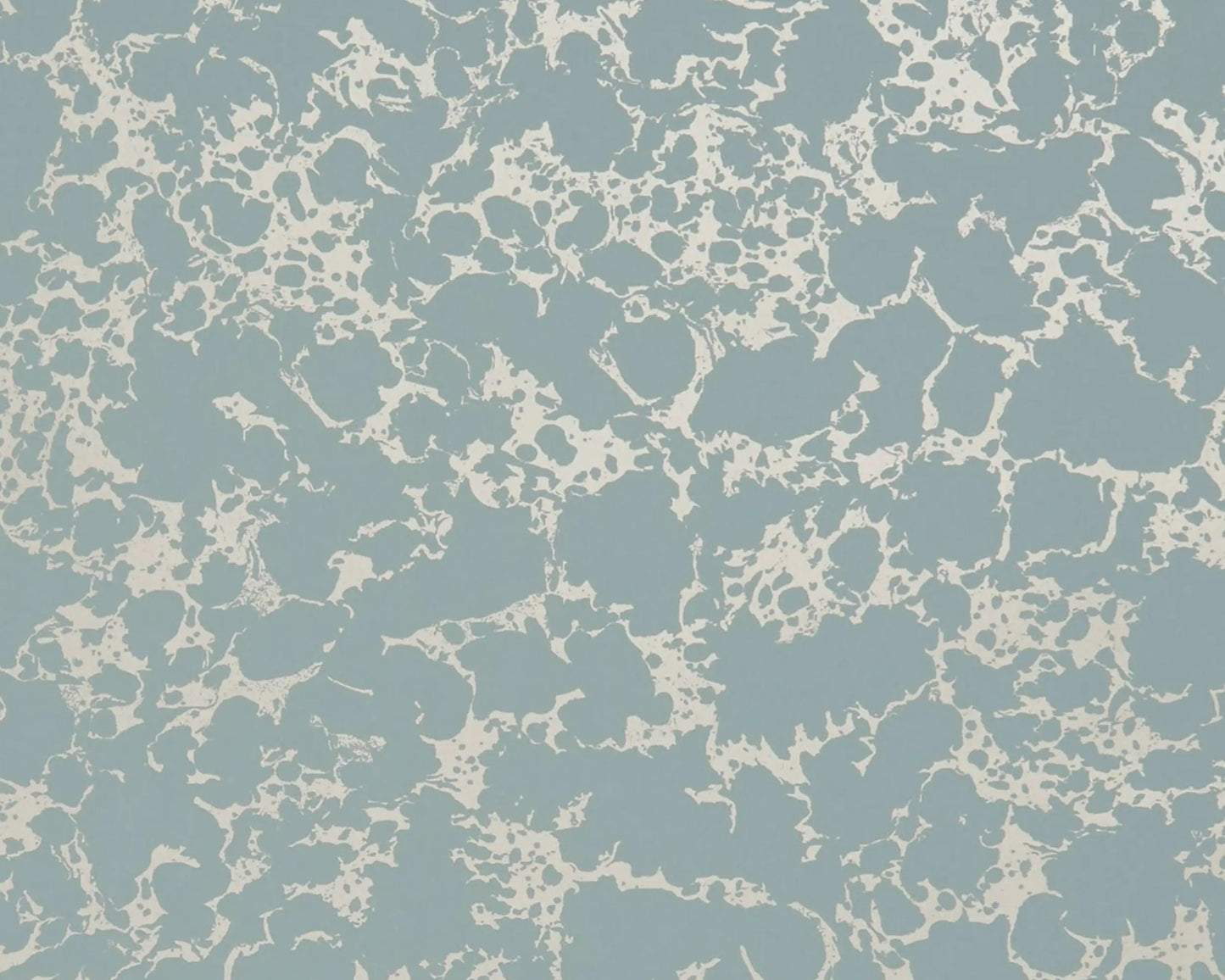 Clarke & Clarke Pietra Mineral / Gold Wallpaper