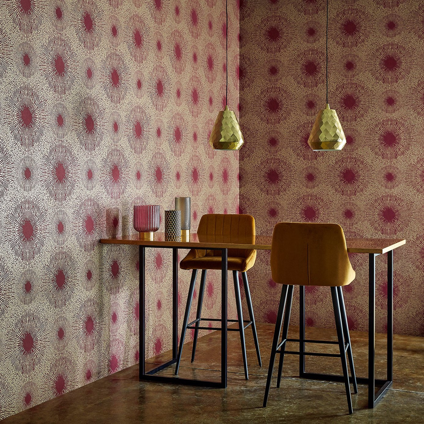 Harlequin Anthology Perlite Wallcovering- Ruby / Antique Brass